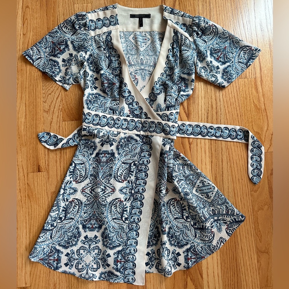BCBG Maxazria blue floral mini wrap flounce dress